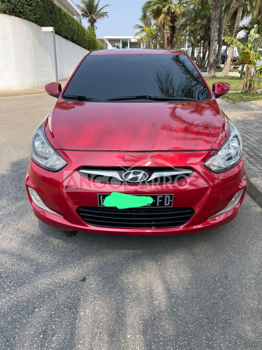 Hyundai Accent 2014 (Gasolina) Angocarro