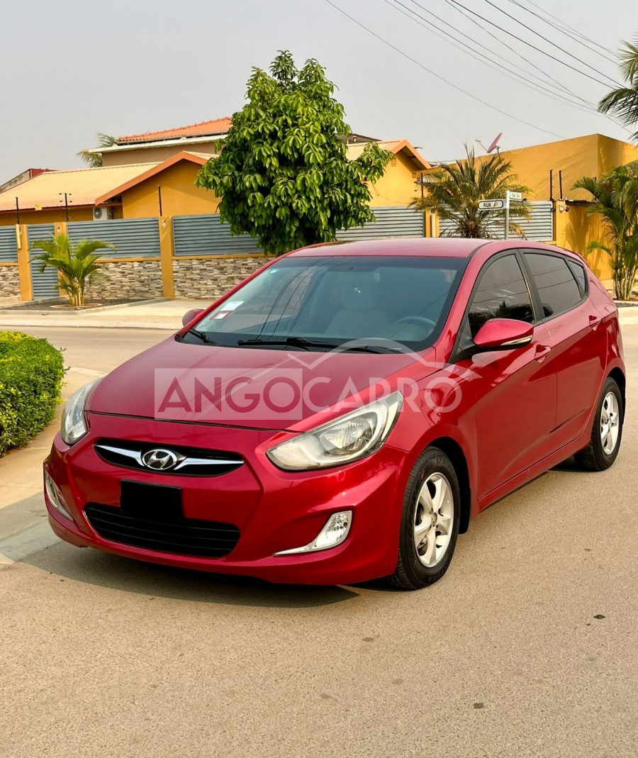 Hyundai Accent 2015 (Gasolina) Angocarro