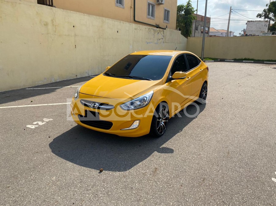 Hyundai Accent 2015 (Gasolina) Angocarro