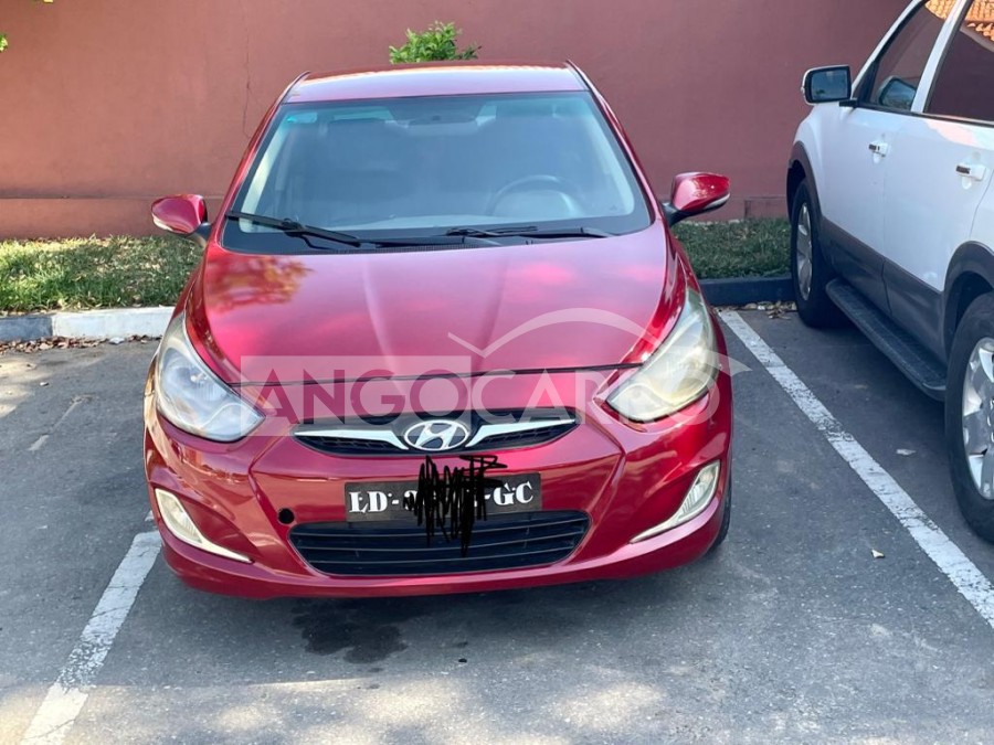 Hyundai Accent 2015 (Gasolina) Angocarro