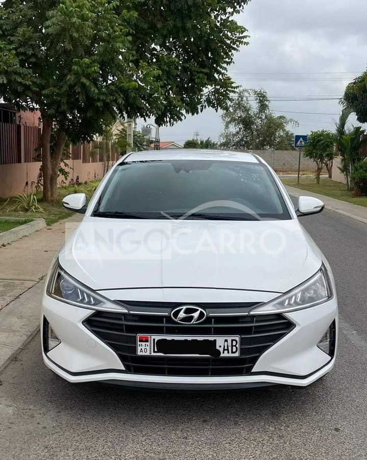 Hyundai Avante 2022 (Gasolina) - Angocarro