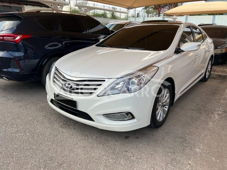 Hyundai Azera 2015 (Gasolina) - Angocarro