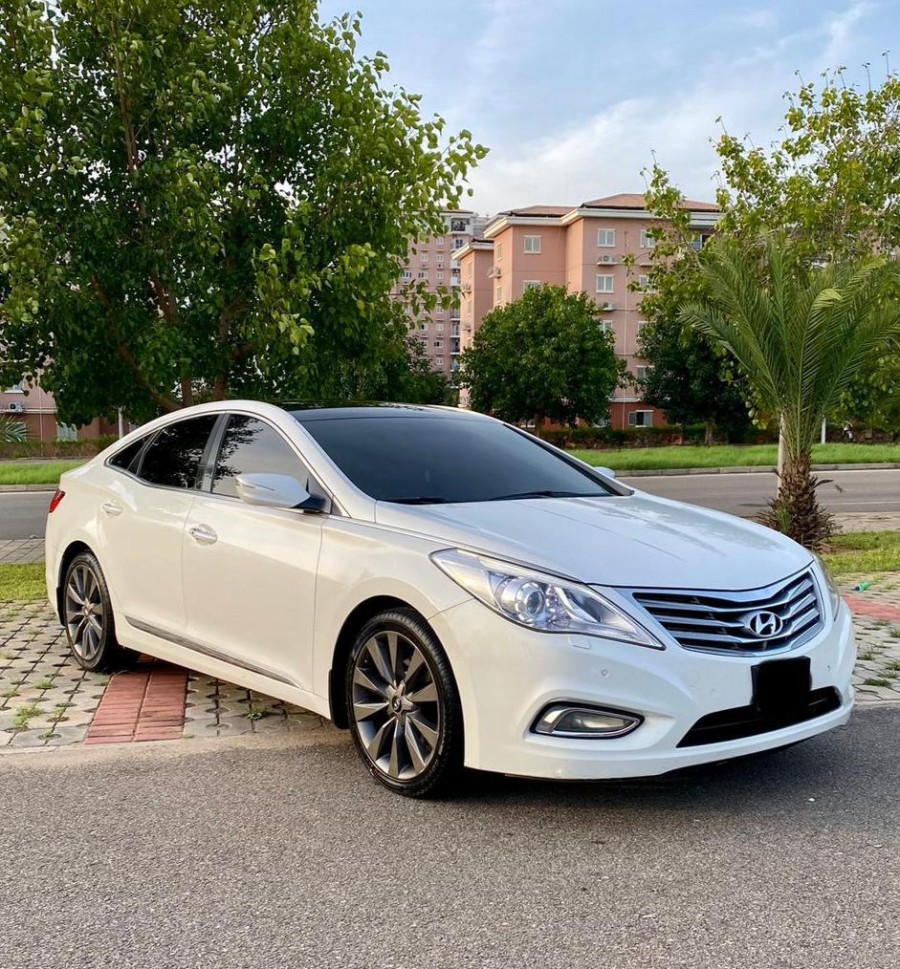 Hyundai Azera 2015 (Gasolina) - Angocarro