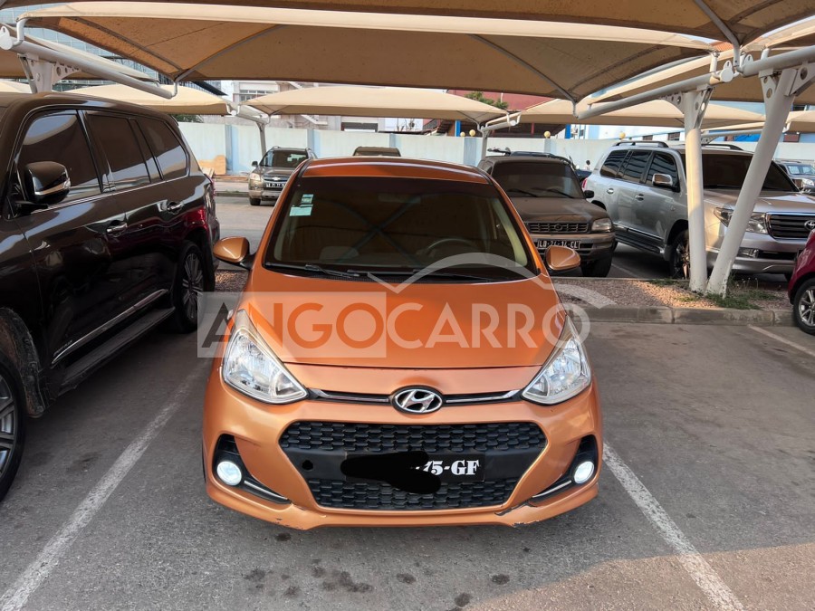 Hyundai Grand i10 2015 (Gasolina) - Angocarro