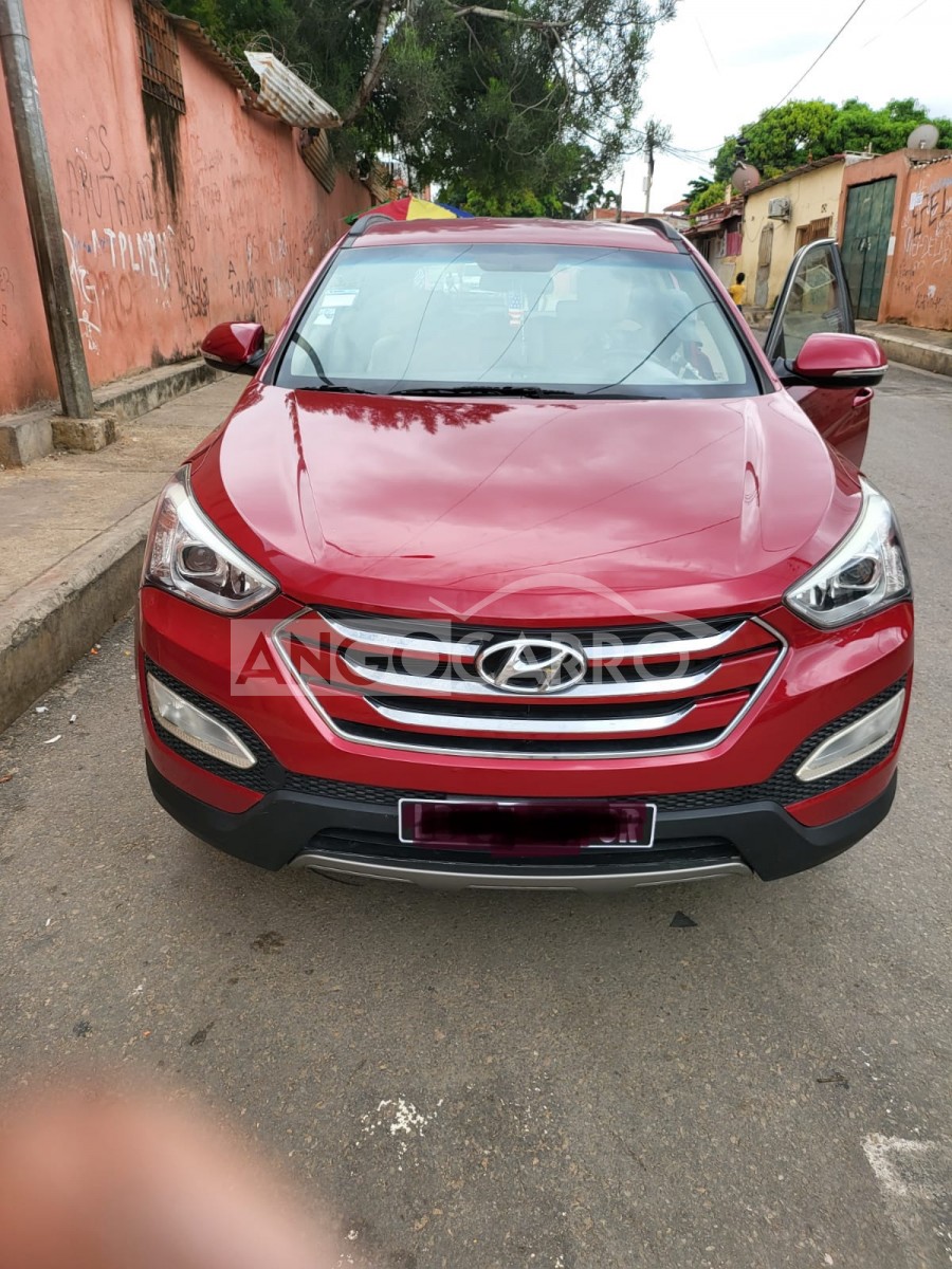 Hyundai Santa Fe 2015 (Gasolina) Angocarro