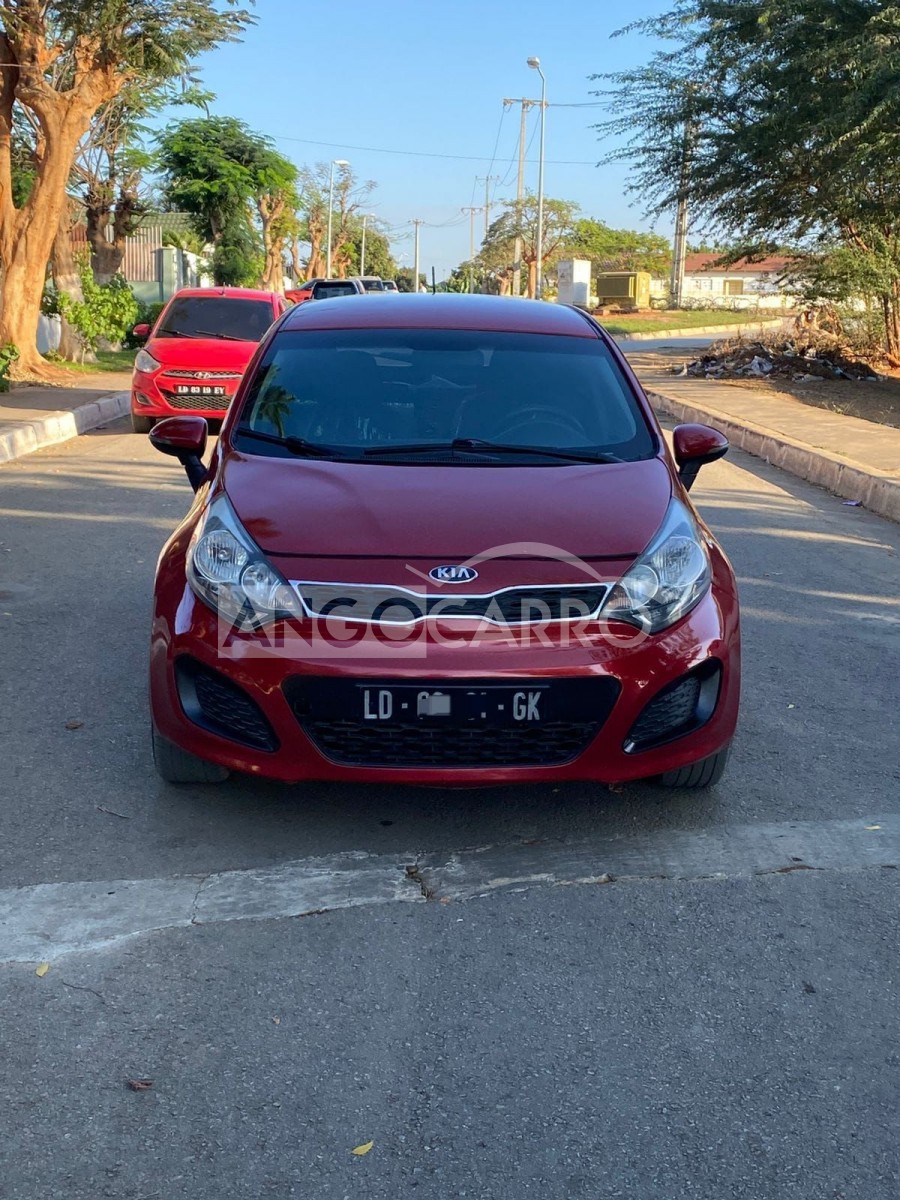 Kia Rio 2016 (Gasolina) - Angocarro