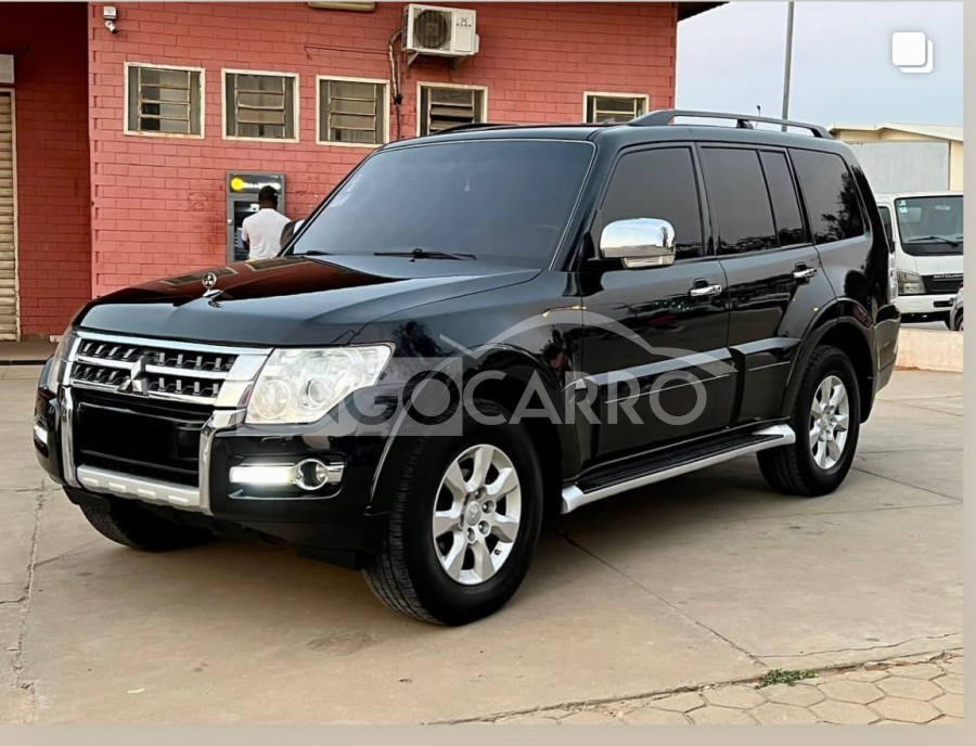 Mitsubishi Pajero 2015 (Gasolina) - Angocarro