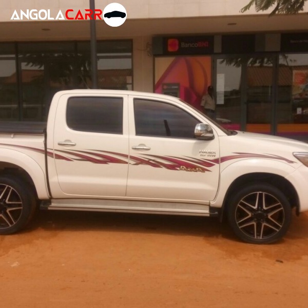 Toyota Hilux Angocarro 