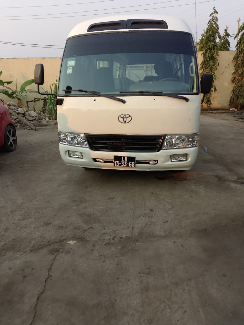 Modelo Coaster Toyota Coaster 2016 (Diesel) - Angocarro