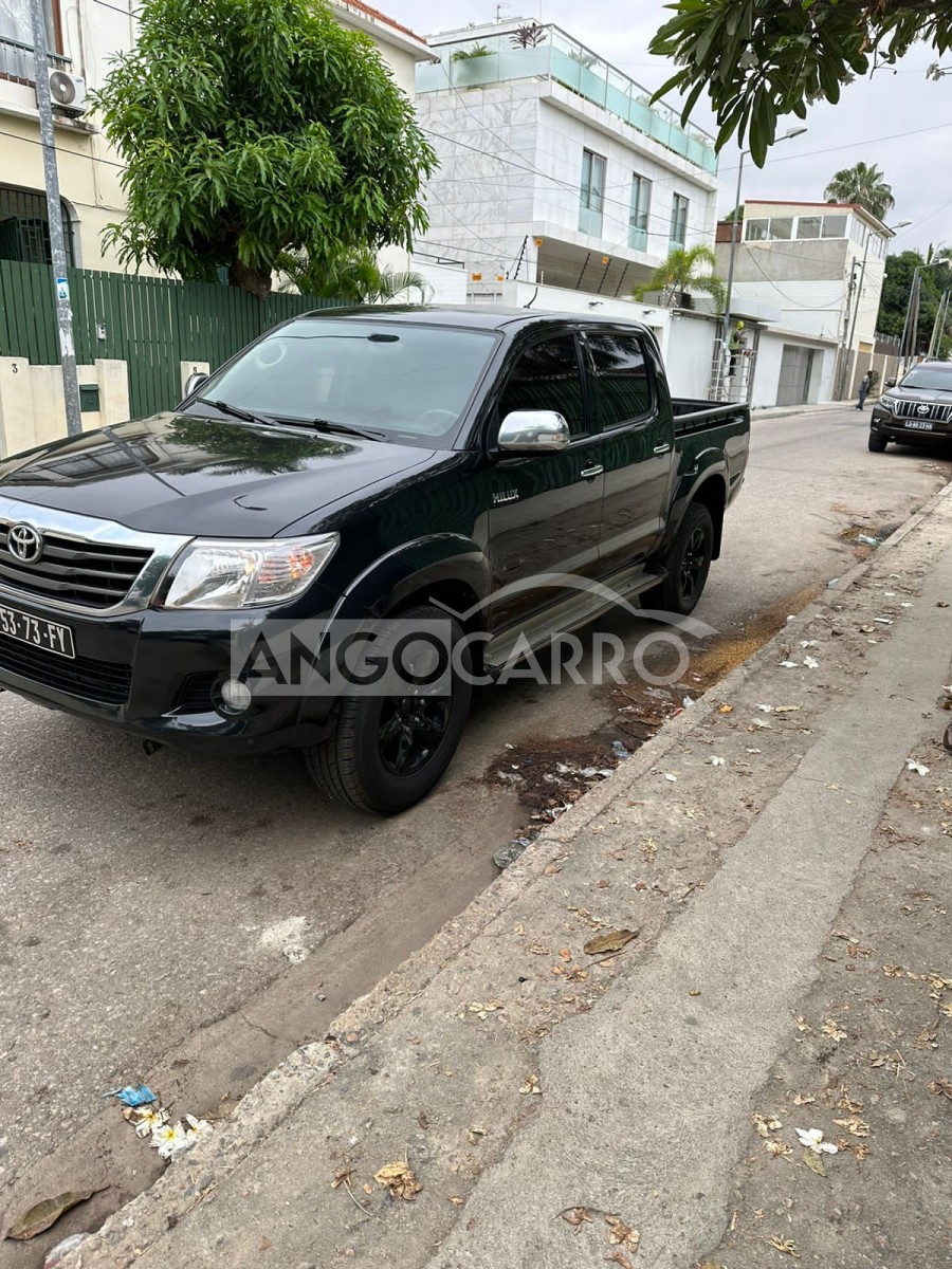 Toyota Hilux 2014 (Diesel) - Angocarro
