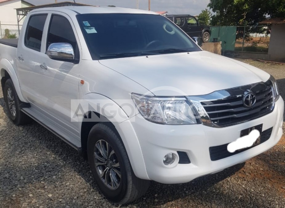 Toyota Hilux 2014 (Diesel) - Angocarro
