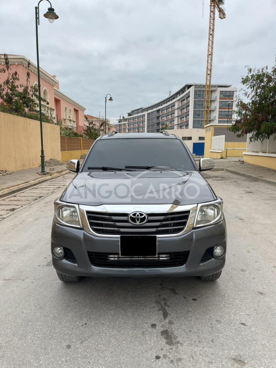 Toyota Hilux 2014 (Diesel) - Angocarro