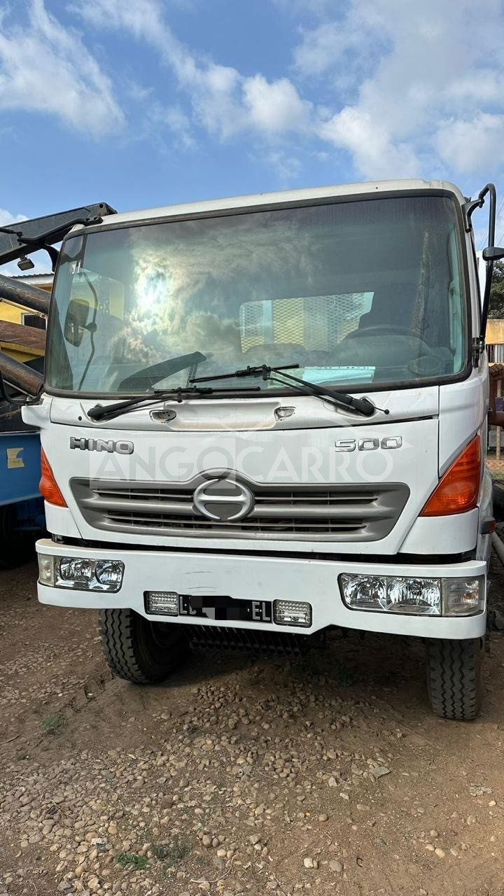 Toyota Hino 2014 (Diesel) - Angocarro