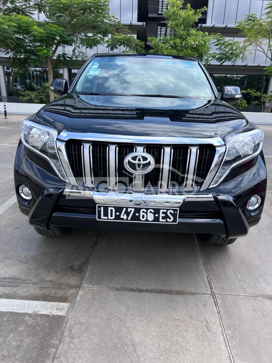 Toyota Land Cruiser Prado 2014 (Gasolina) - Angocarro