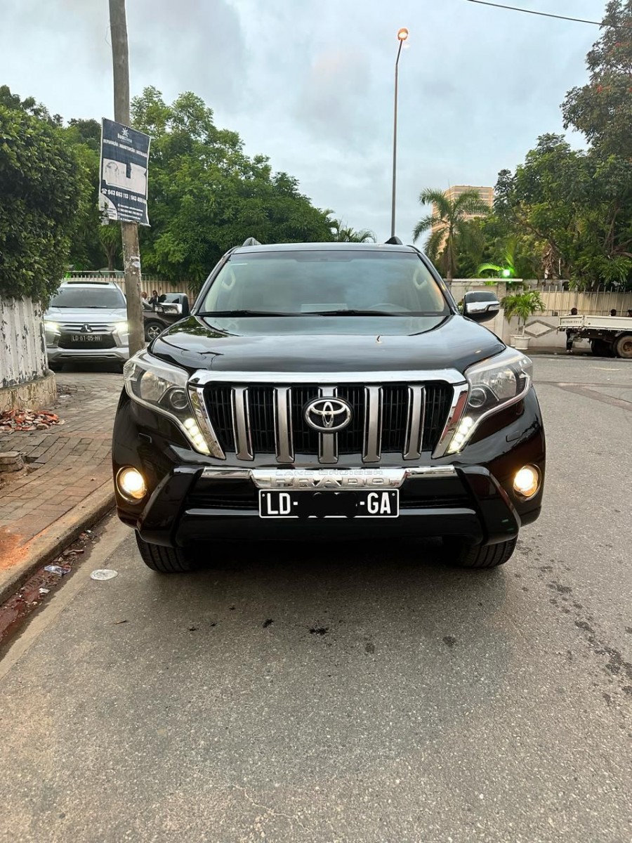 Toyota Land Cruiser Prado 2016 (Gasolina) - Angocarro