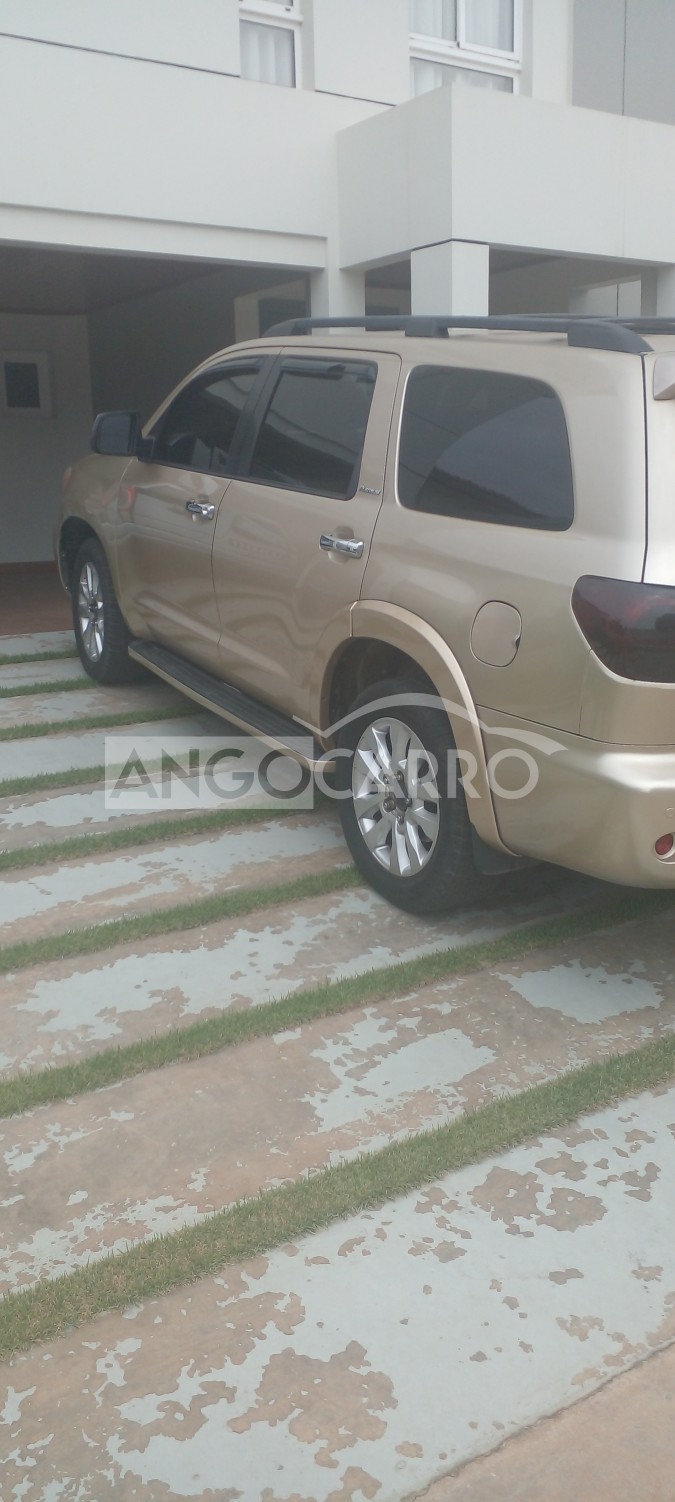 Toyota sequoia 2011 gasolina angocarro