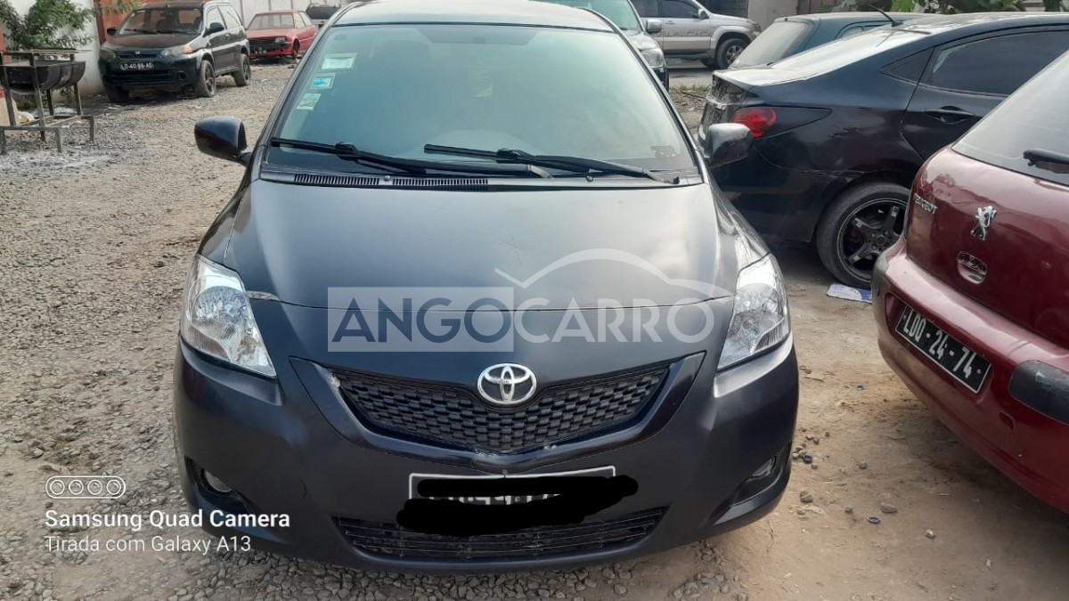 Toyota Yaris 2010 (Gasolina) - Angocarro
