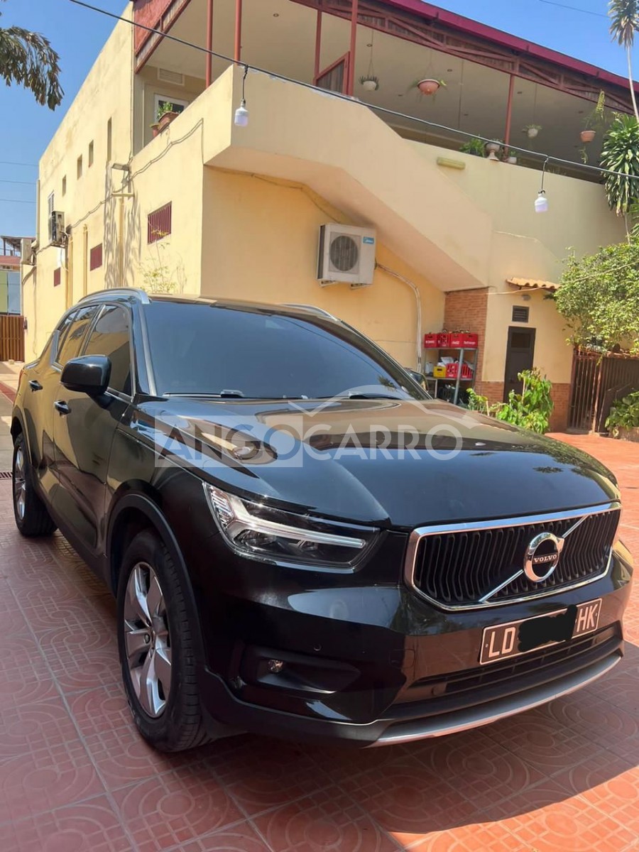 Volvo XC40 T5 AWD Inscription 2017 (Gasolina) - Angocarro